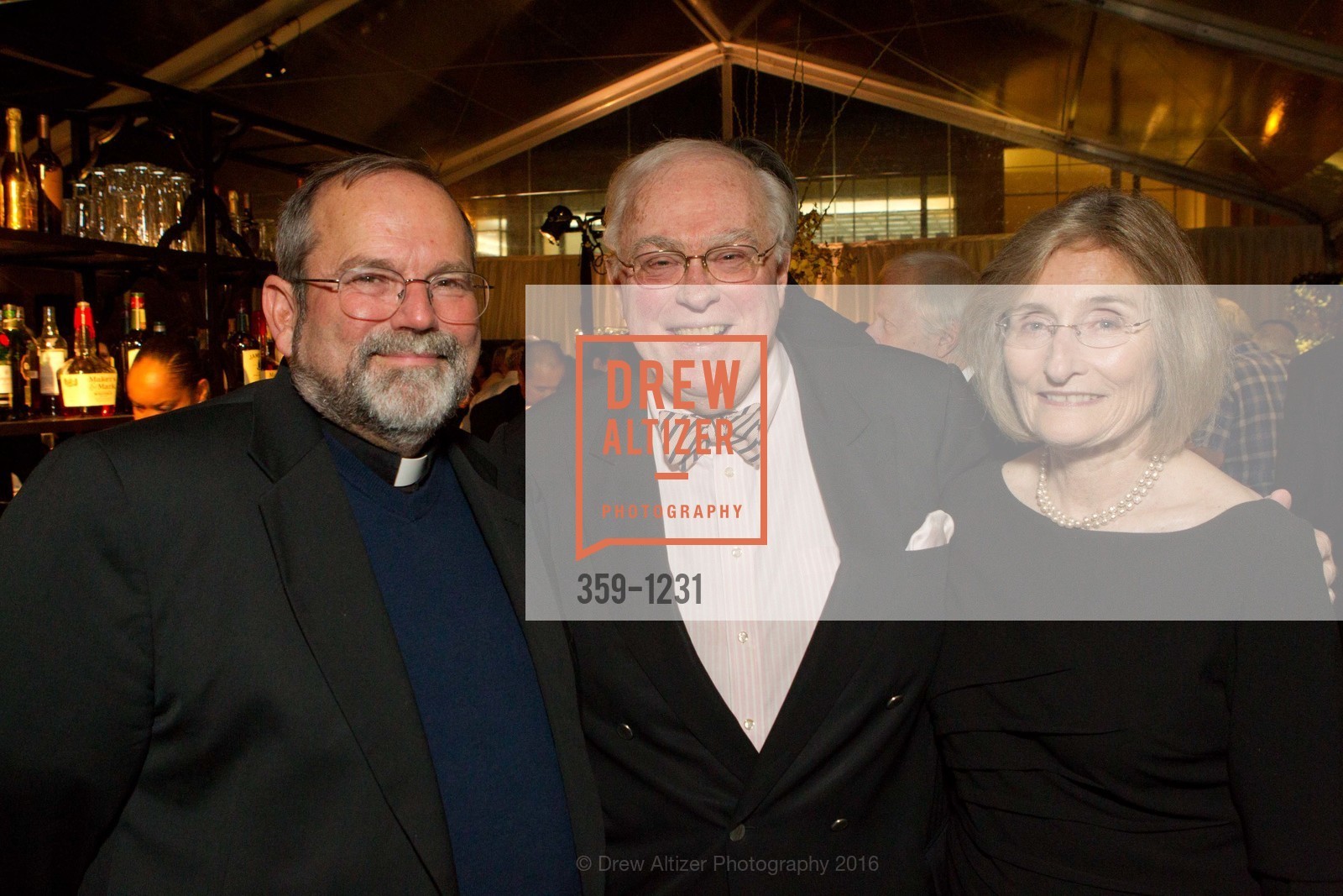 Father Tom Lucas, Kevin Starr, Sheila Starr, USF California Prize, University of San Francisco. San Francisco, California, May 25th, 2016, Photo #359-1231 Father Tom Lucas, Kevin Starr, Sheila Starr, Photo #359-1231