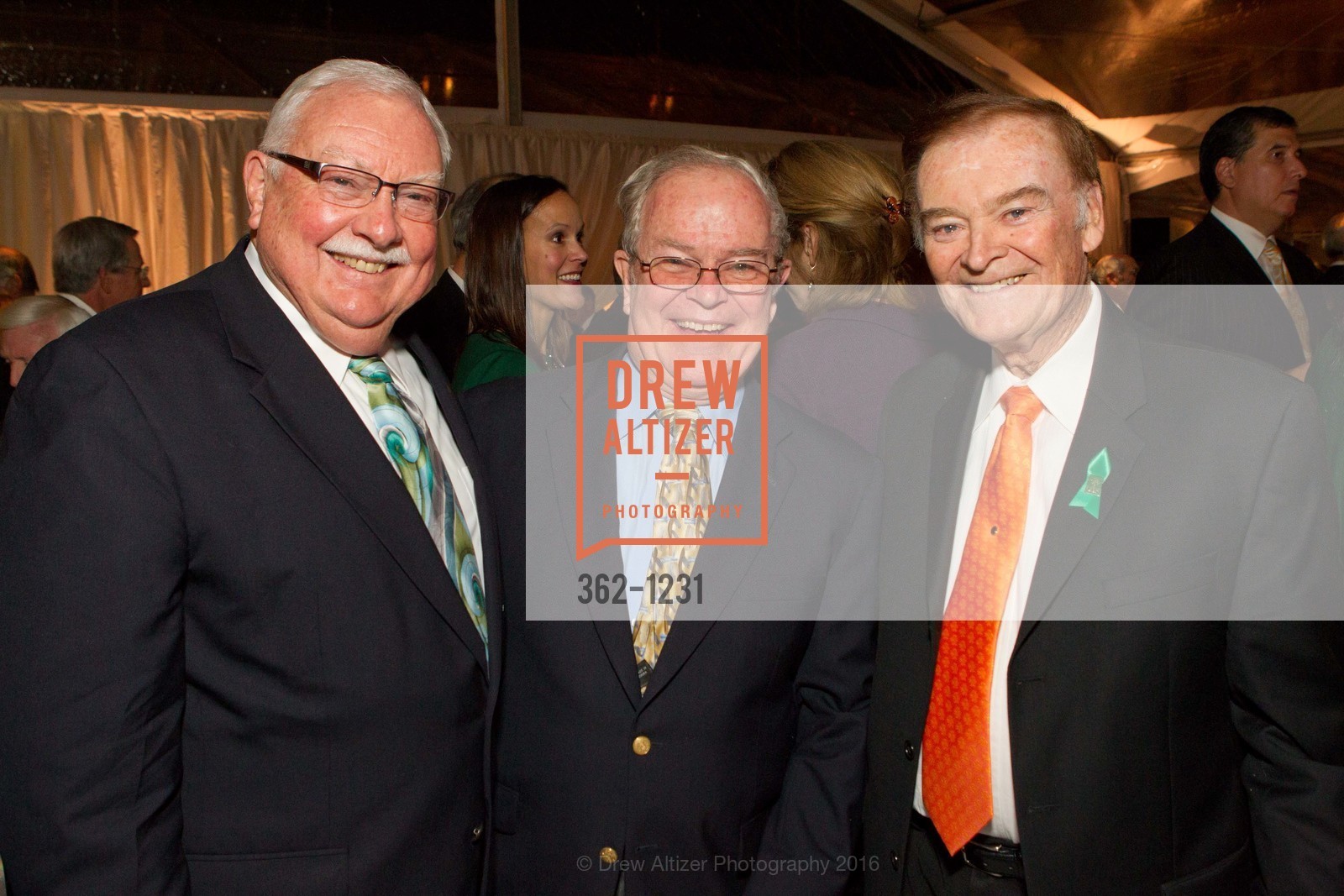 Mike Hanlon, Bill Duggan, Frank Jordan, USF California Prize, University of San Francisco. San Francisco, California, May 25th, 2016, Photo #362-1231 Mike Hanlon, Bill Duggan, Frank Jordan, Photo #362-1231