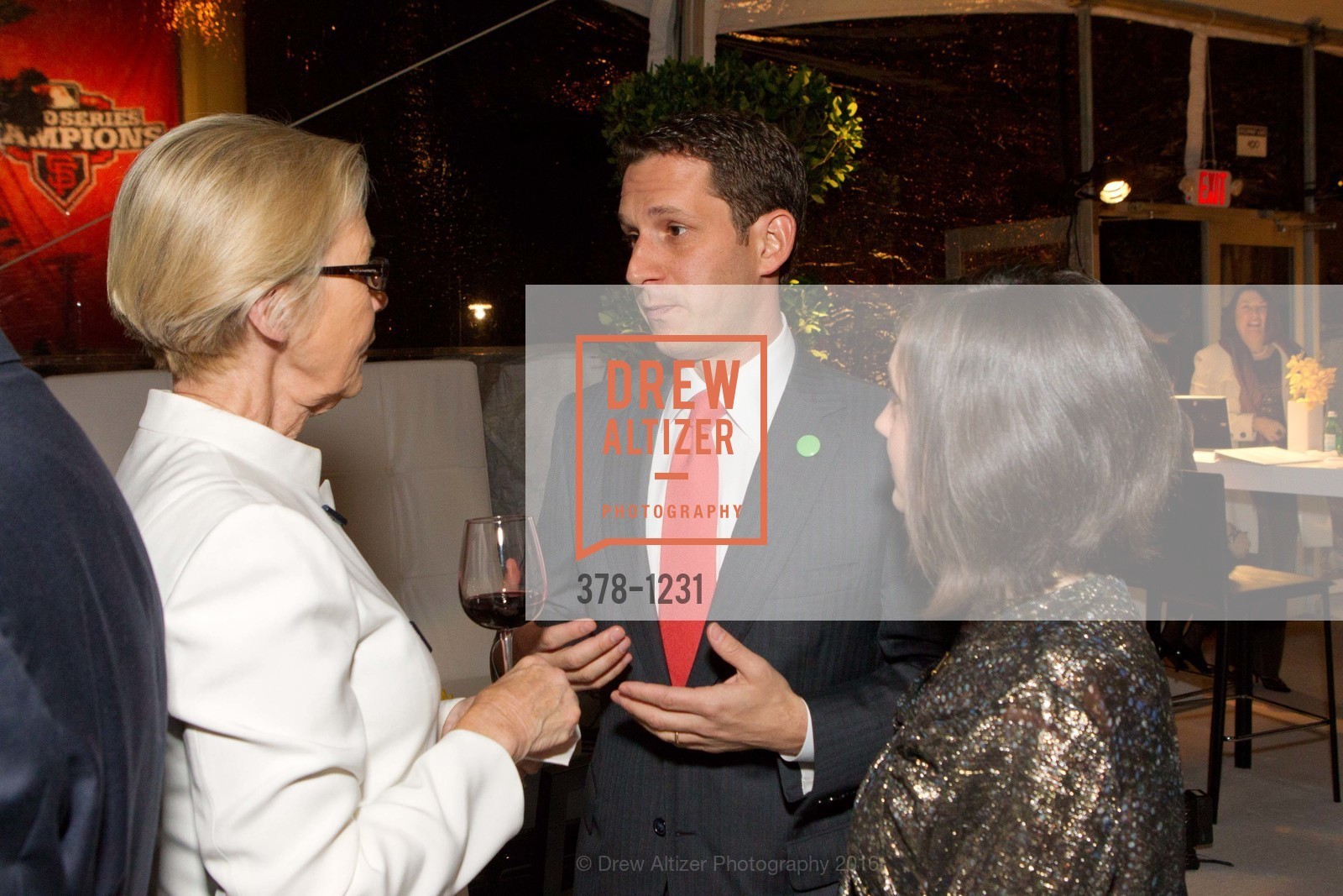 Barbro Osher, Daniel Lurie, Becca Prowda, USF California Prize, University of San Francisco. San Francisco, California, May 25th, 2016, Photo #378-1231 Barbro Osher, Daniel Lurie, Becca Prowda, Photo #378-1231