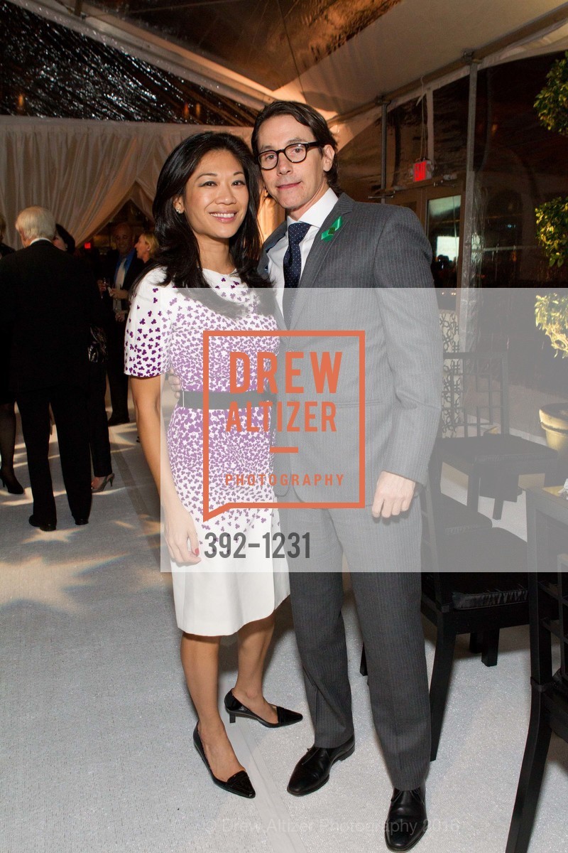 Mary Pang, David Agger, USF California Prize, University of San Francisco. San Francisco, California, May 25th, 2016, Photo #392-1231 Mary Pang, David Agger, Photo #392-1231