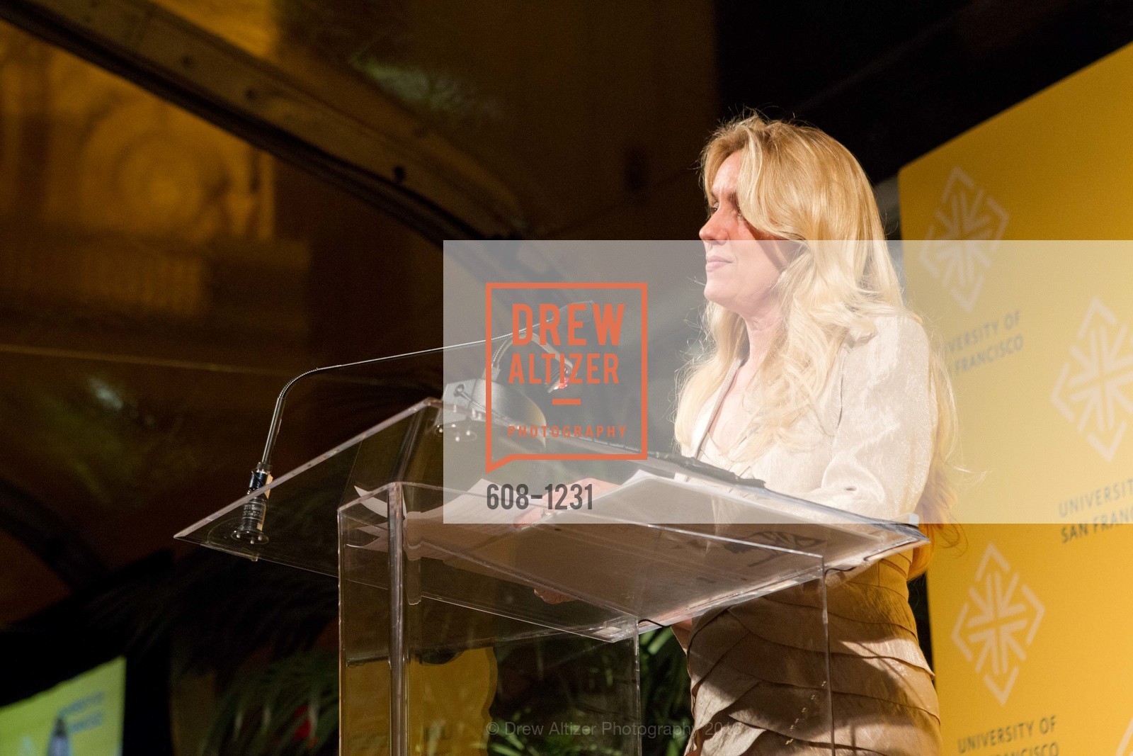 Jennifer Turpin, USF California Prize, University of San Francisco. San Francisco, California, May 25th, 2016, Photo #608-1231 Jennifer Turpin, Photo #608-1231