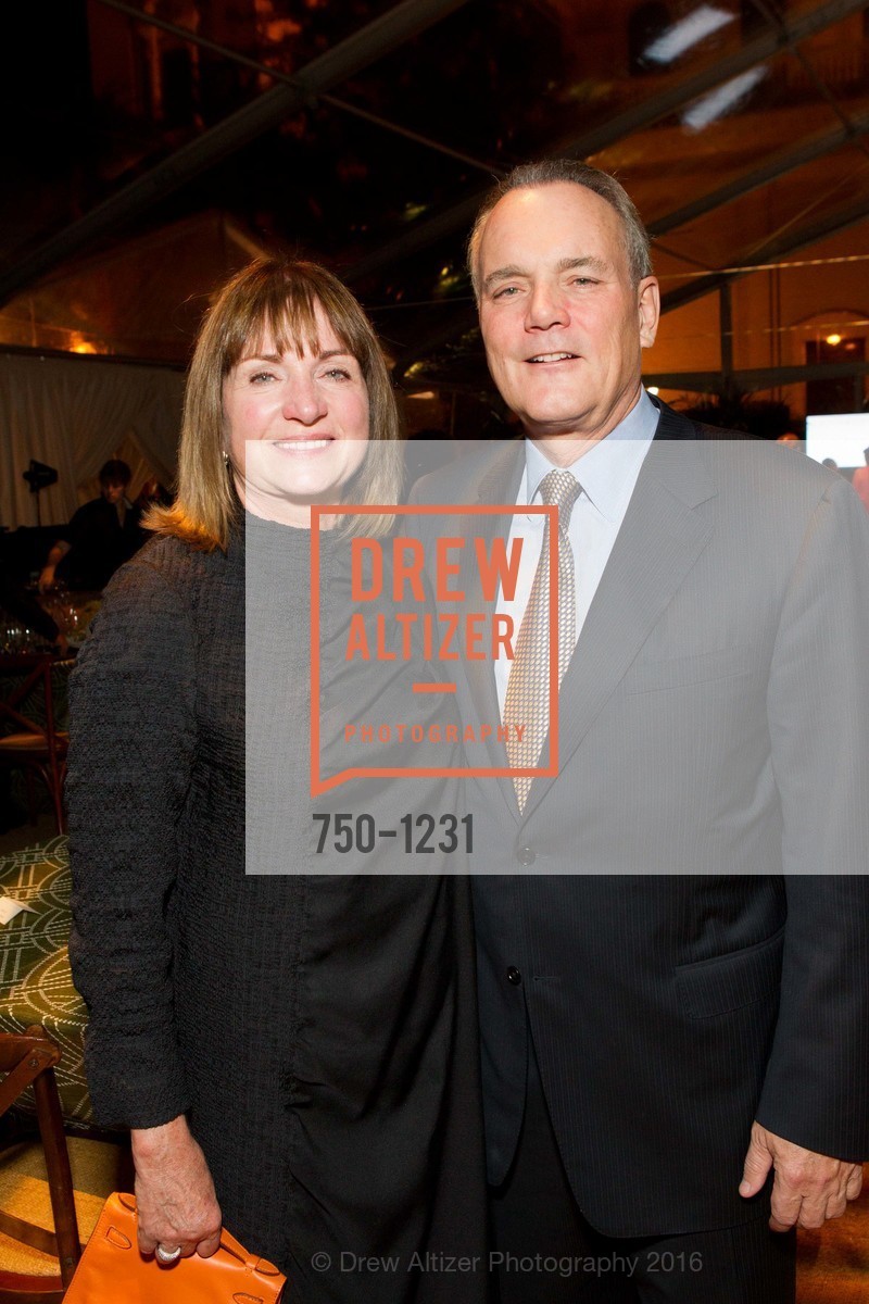 Sue Marineau, Phil Marineau, USF California Prize, University of San Francisco. San Francisco, California, May 25th, 2016, Photo #750-1231 Sue Marineau, Phil Marineau, Photo #750-1231