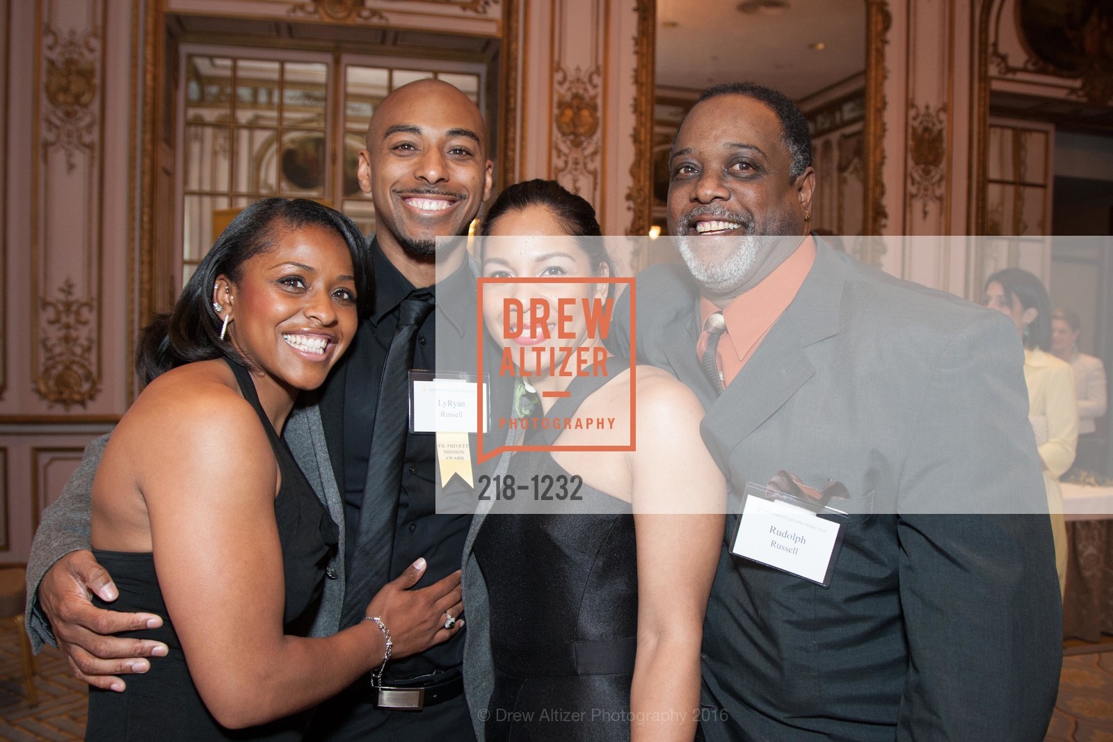 Toni Russell, LyRyan Russell, Azizza Jones, Rudolph Russell, USF Alumni Awards Gala, Fairmont Hotel. San Francisco, California, May 25th, 2016, Photo #218-1232 Toni Russell, LyRyan Russell, Azizza Jones, Rudolph Russell, Photo #218-1232