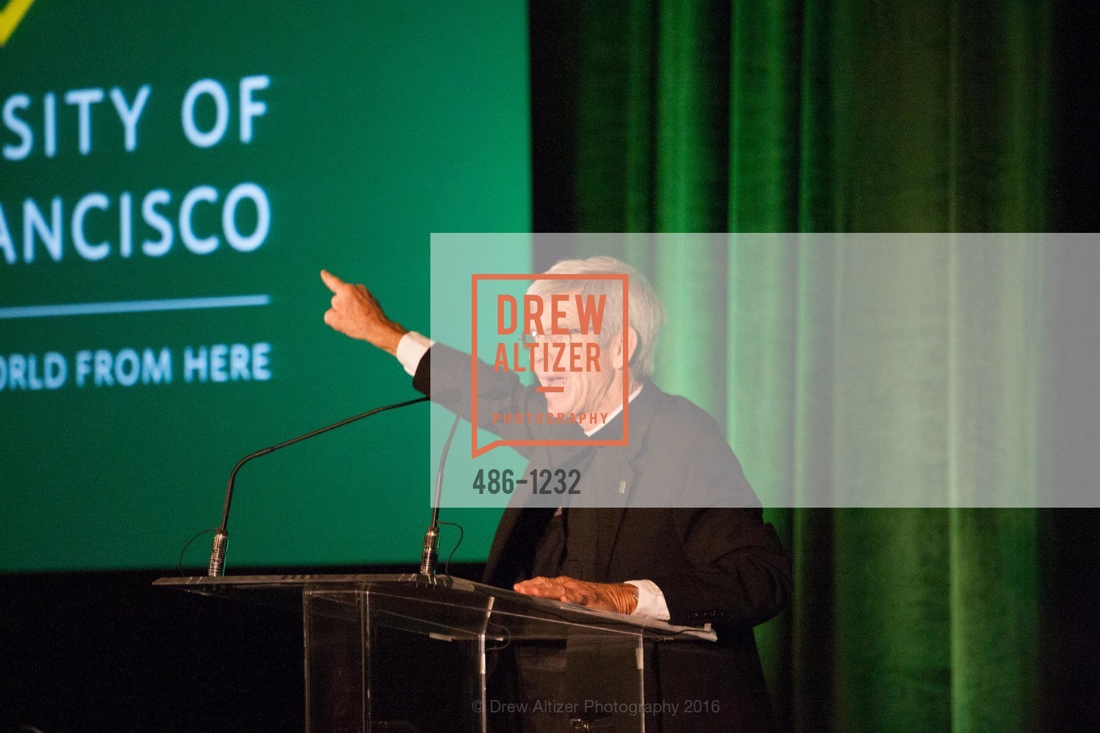 Father Stephen Privett, USF Alumni Awards Gala, Fairmont Hotel. San Francisco, California, May 25th, 2016, Photo #486-1232 Father Stephen Privett, Photo #486-1232