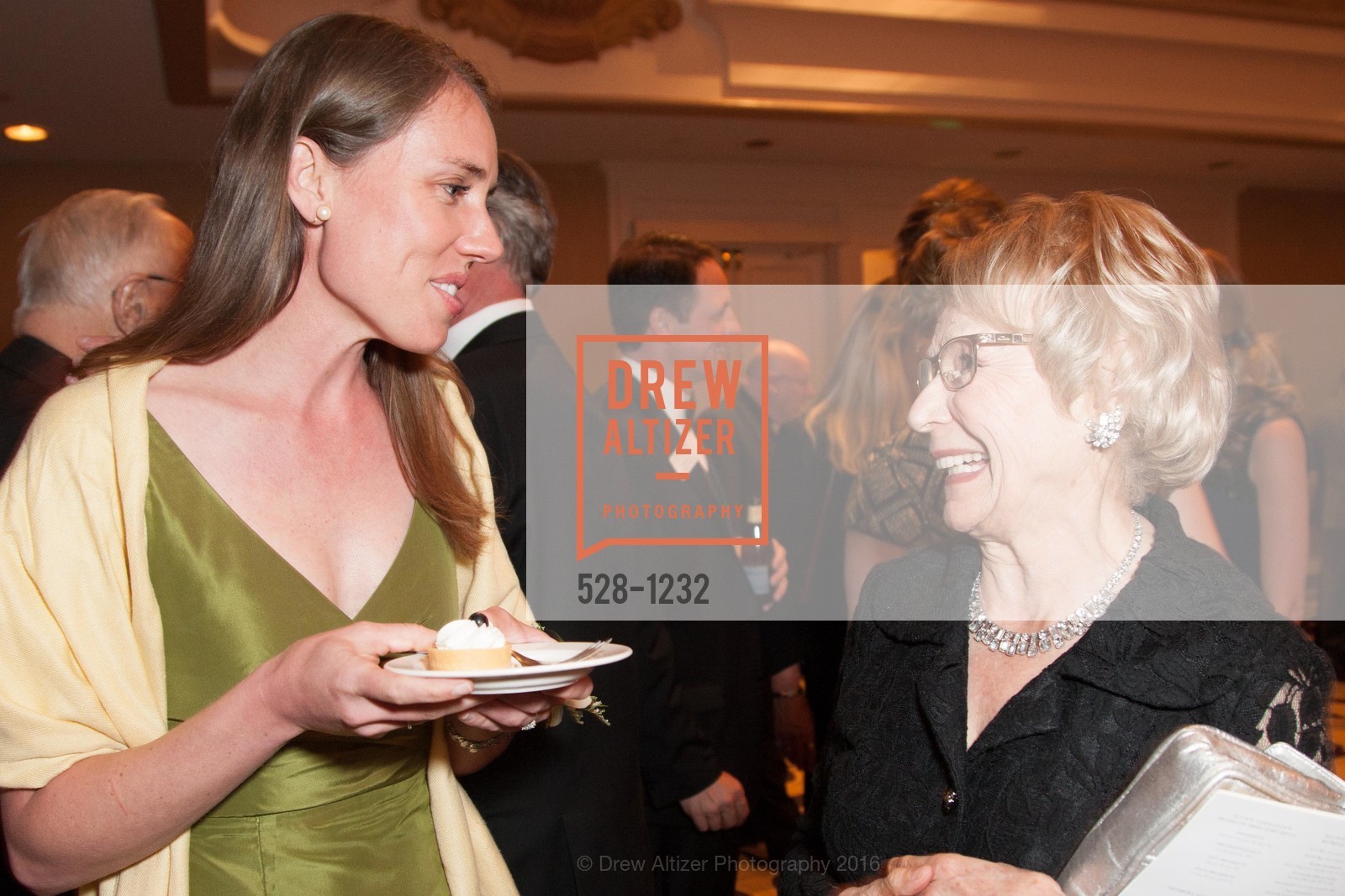Casey Farmer, USF Alumni Awards Gala, Fairmont Hotel. San Francisco, California, May 25th, 2016, Photo #528-1232 Casey Farmer, Photo #528-1232