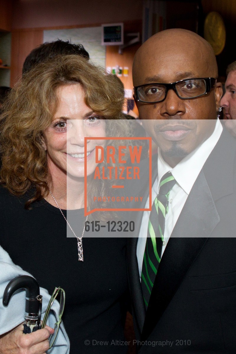 Gail Conway, MC Hammer, Photo #615-12320