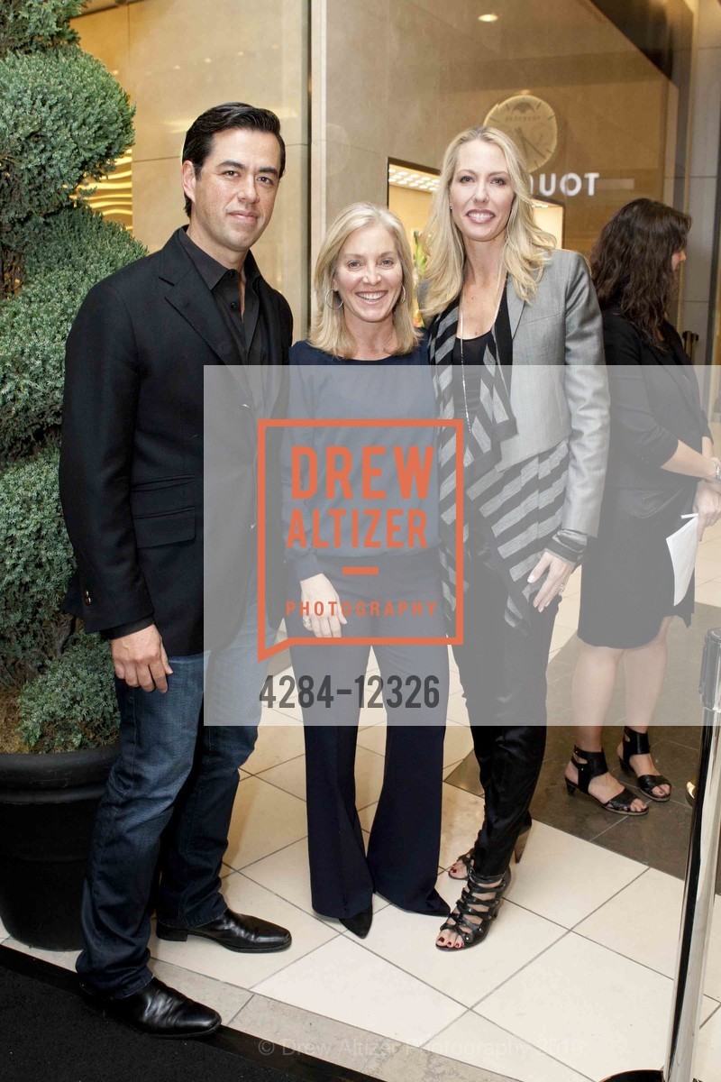 Rich Lawson, Catherine Enright, Holly Lawson, Rolex-Tourneau Grand Opening, US, November 3rd, 2010, Photo #4284-12326 Rich Lawson, Catherine Enright, Holly Lawson, Photo #4284-12326