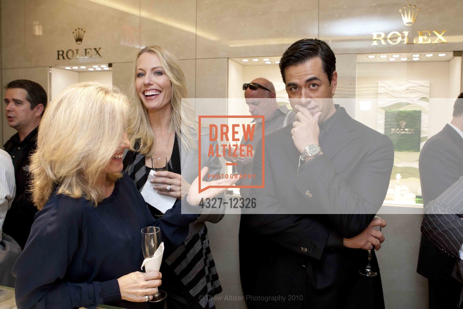 Catherine Enright, Holly Lawson, Rich Lawson, Rolex-Tourneau Grand Opening, US, November 3rd, 2010, Photo #4327-12326 Catherine Enright, Holly Lawson, Rich Lawson, Photo #4327-12326