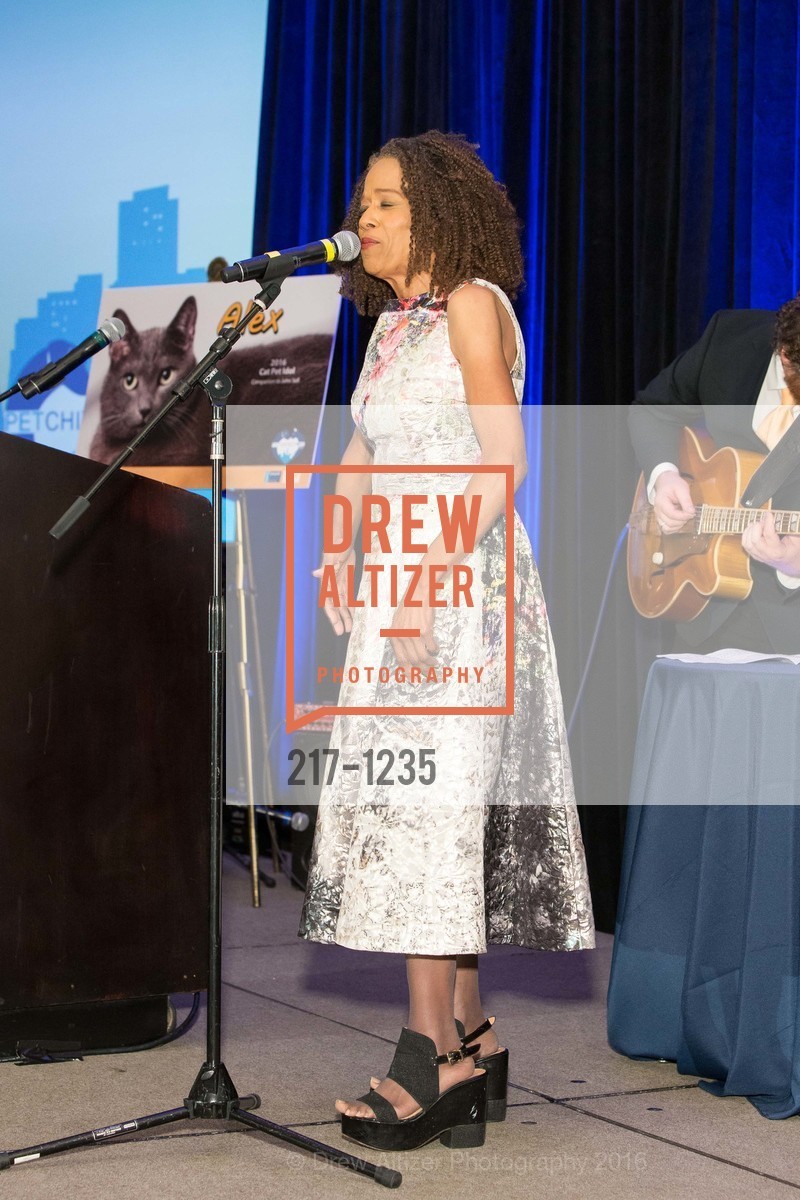 Paula West, Petchitecture: PAWS' 21st Fundraising Event, The Fairmont, San Francisco, May 25th, 2016, Photo #217-1235 Paula West, Photo #217-1235