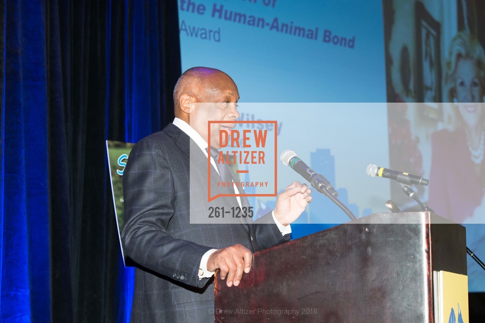 Willie Brown, Petchitecture: PAWS' 21st Fundraising Event, The Fairmont, San Francisco, May 25th, 2016, Photo #261-1235 Willie Brown, Photo #261-1235