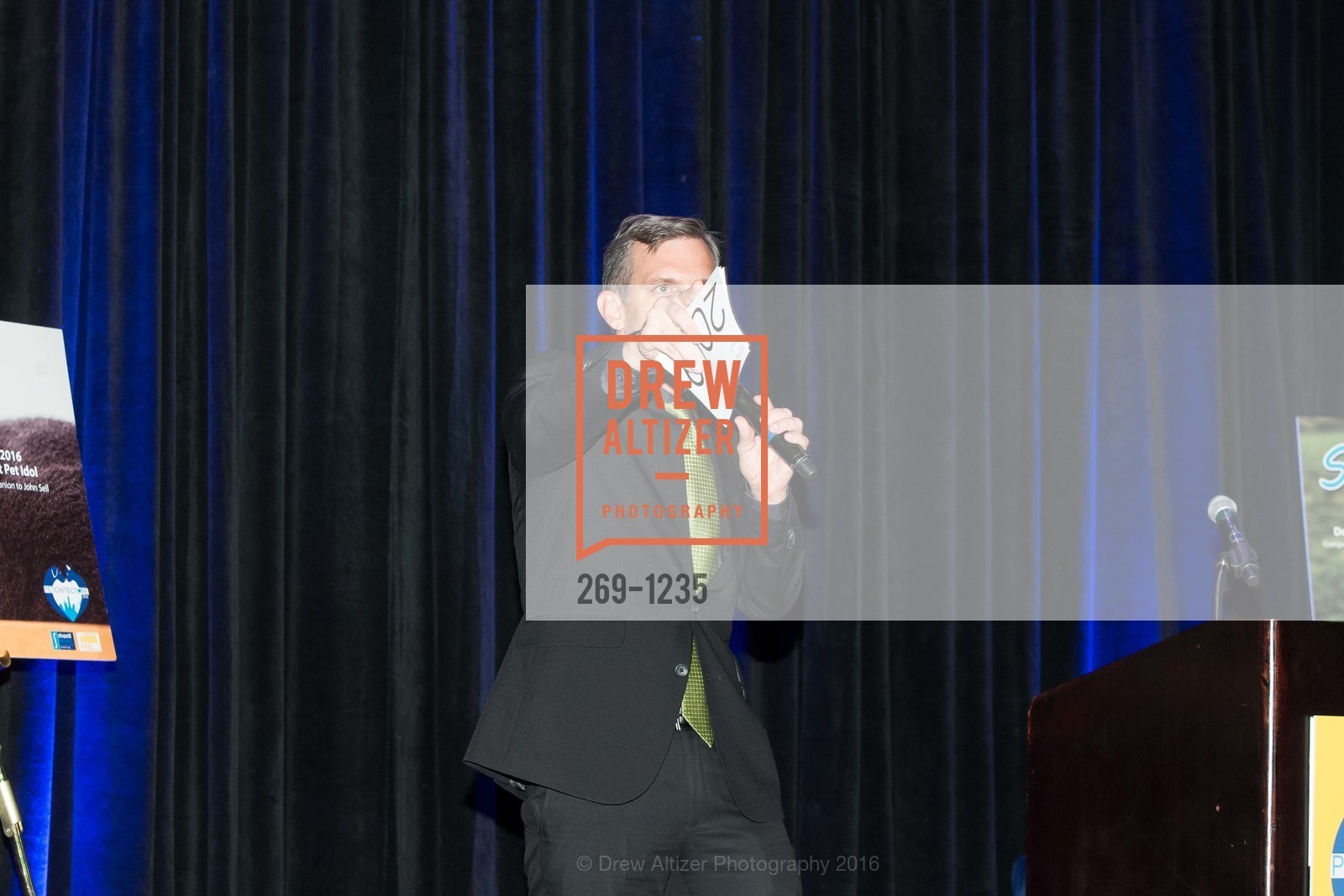 Marty Grimes, Petchitecture: PAWS' 21st Fundraising Event, The Fairmont, San Francisco, May 25th, 2016, Photo #269-1235 Marty Grimes, Photo #269-1235