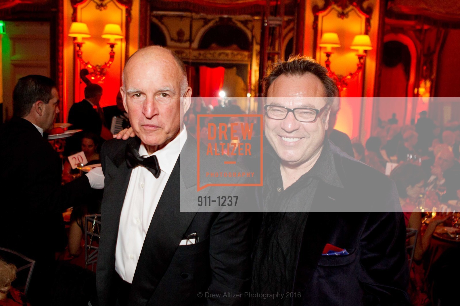 Jerry Brown, Stanlee Gatti, Tony Bennett Fundraiser for UCSF, Fairmont Hotel. San Francisco, California, May 28th, 2016, Photo #911-1237 Jerry Brown, Stanlee Gatti, Photo #911-1237
