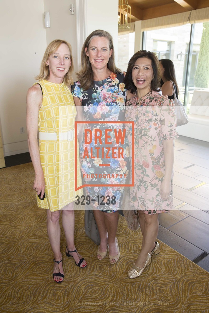 Nicole Rubin, Alex Narasin, MIchelle Tai, Inside Anne's Closet 2016, Rosewood Sand Hill, June 1st, 2016, Photo #329-1238 Nicole Rubin, Alex Narasin, MIchelle Tai, Photo #329-1238