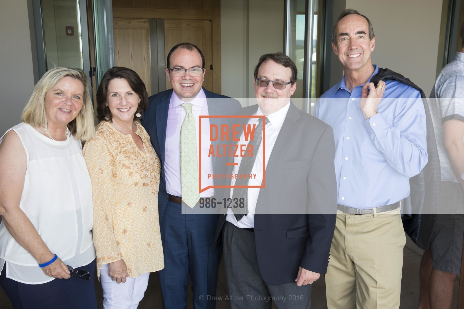 Jeannie Moore, Beth Green, Michael Sapienza, Alan Venook, John Backus, Inside Anne's Closet 2016, Rosewood Sand Hill, June 1st, 2016, Photo #986-1238 Jeannie Moore, Beth Green, Michael Sapienza, Alan Venook, John Backus, Photo #986-1238