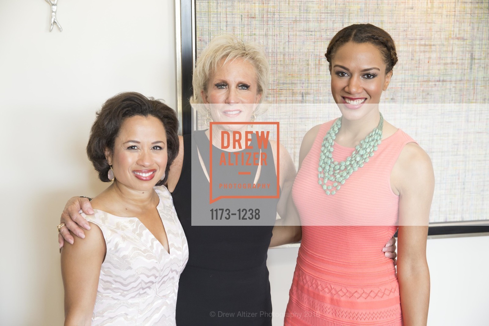 Maurisa Potts, Melissa Badger, Rosalyn Gold-Onwude, Inside Anne's Closet 2016, Rosewood Sand Hill, June 1st, 2016, Photo #1173-1238 Maurisa Potts, Melissa Badger, Rosalyn Gold-Onwude, Photo #1173-1238