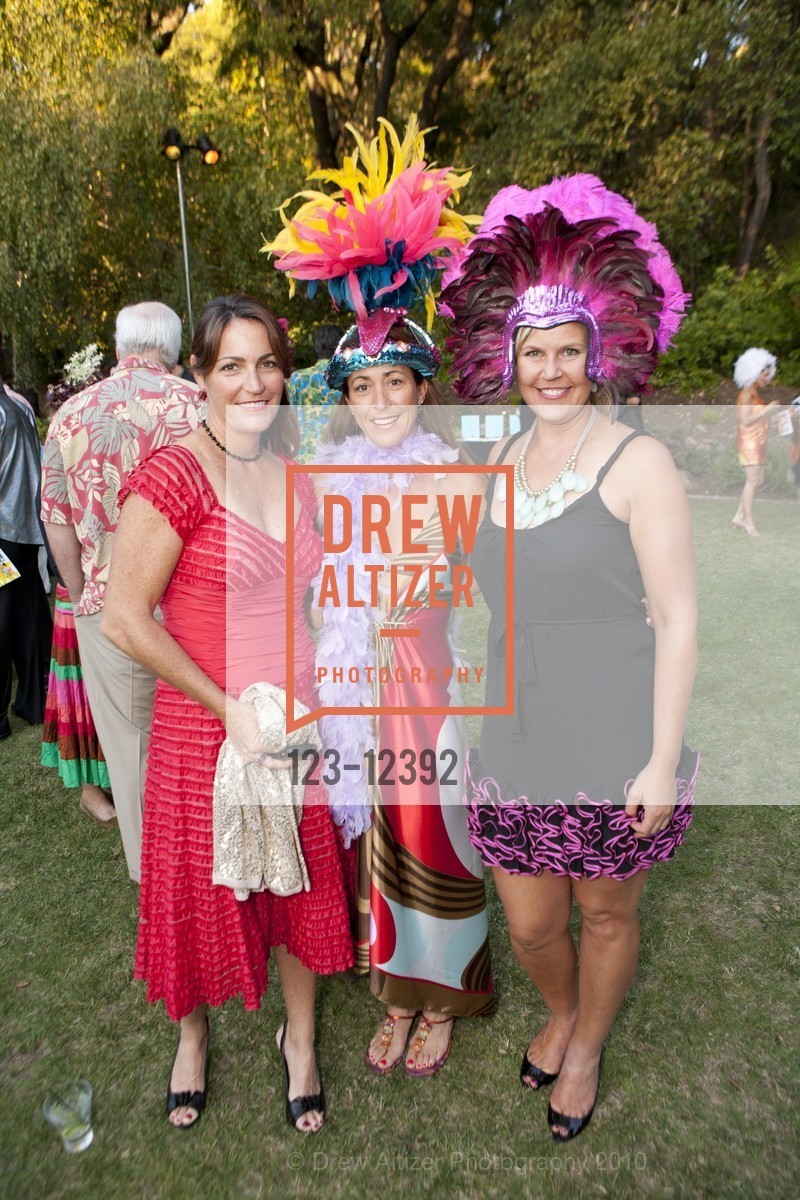 Rebecca Bugas, Mandy Aguero, Amy Hyde, Ross Valley Women's League presents Carnaval de Marin, benefitting Adopt A Family of Marin, US, October 3rd, 2010, Photo #123-12392 Rebecca Bugas, Mandy Aguero, Amy Hyde, Photo #123-12392
