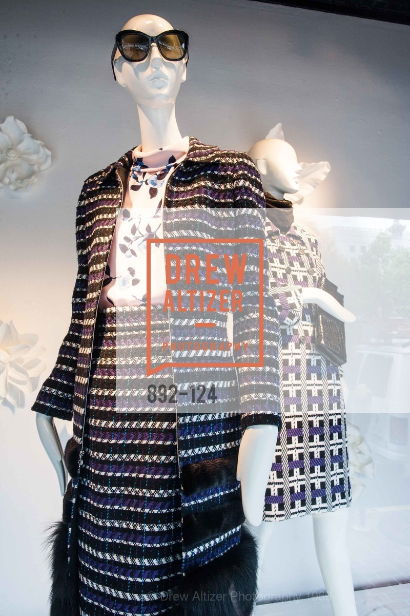 Atmosphere, Saks Fifth Avenue hosts the Peter Copping Personal Appearance, Saks Fifth Ave. 384 Post St, May 20th, 2015,Drew Altizer, Drew Altizer Photography, full-service agency, private events, San Francisco photographer, photographer california
