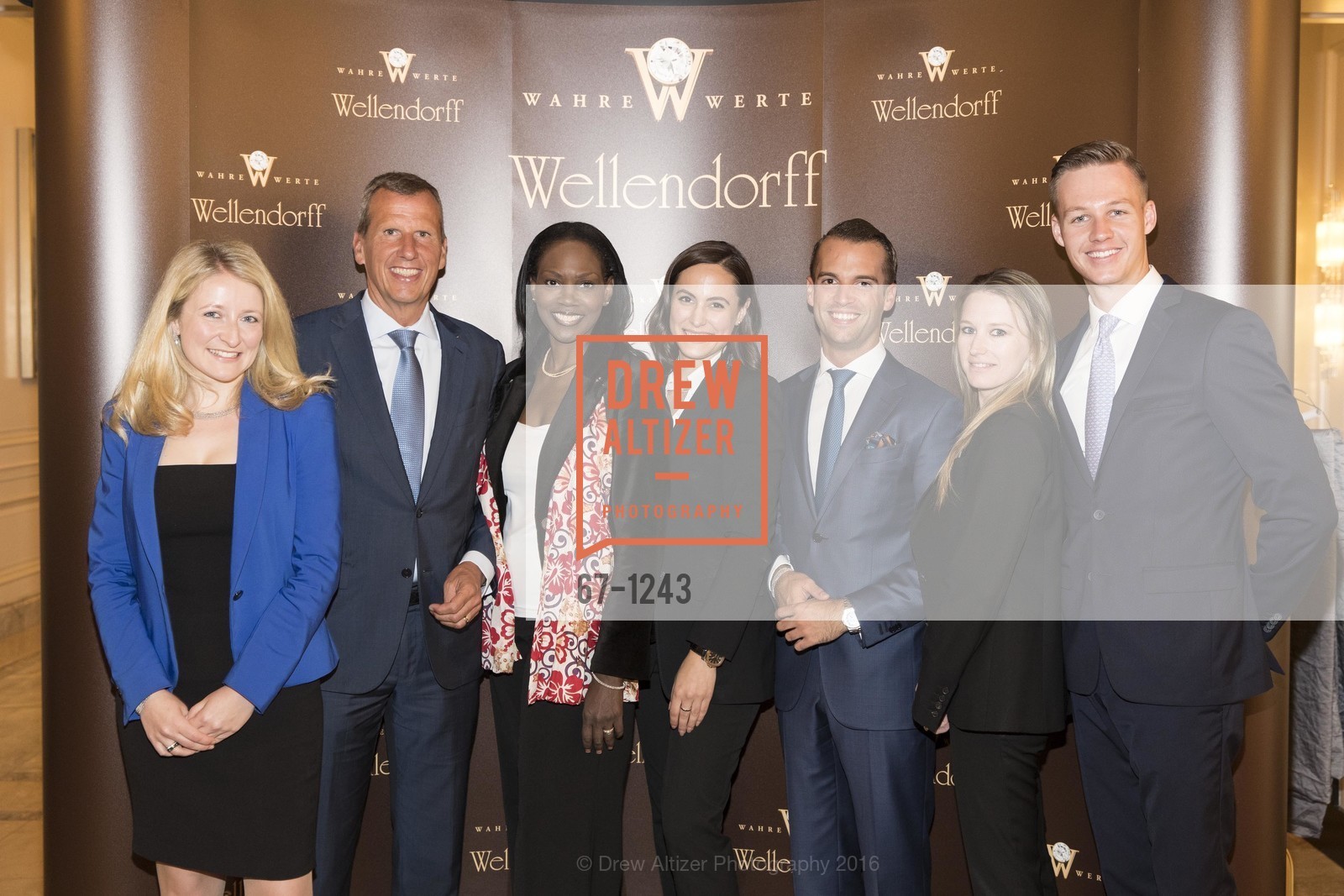 Luisa Boger, Christoph Wellendorff, Roslyn McIntyre, Markus Pickartz, Photo #67-1243