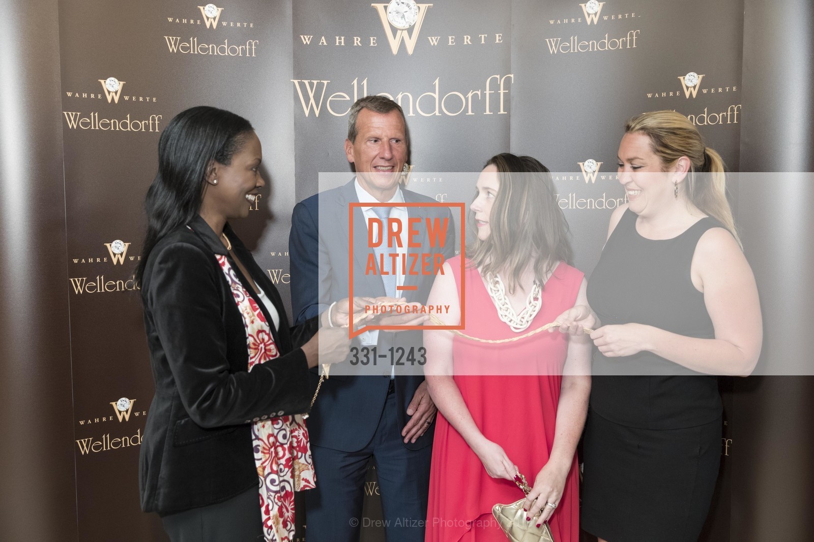 Roslyn McIntyre, Christoph Wellendorff, Eva Fordham, Adeline McDonough, Photo #331-1243