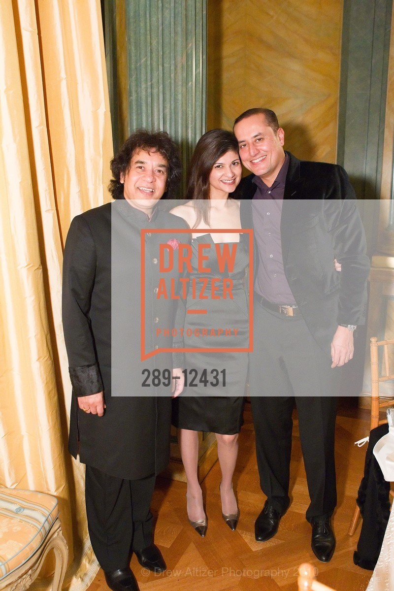 Zakir Hussain, Tania Bhatia, Sabeer Bhatia, An Evening for Hope House, US, April 23rd, 2010, Photo #289-12431 Zakir Hussain, Tania Bhatia, Sabeer Bhatia, Photo #289-12431