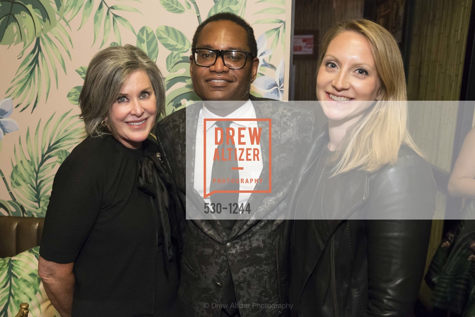 Susan Paganini, LeRone Pressley, Lydia Seifert, EB Florals Dinner Hosted by Vanessa Getty with Saks Fifth Avenue, Leo's Oyster Bar. 568 Sacramento St, San Francisco, CA 94111, Photo #530-1244 Susan Paganini, LeRone Pressley, Lydia Seifert, Photo #530-1244