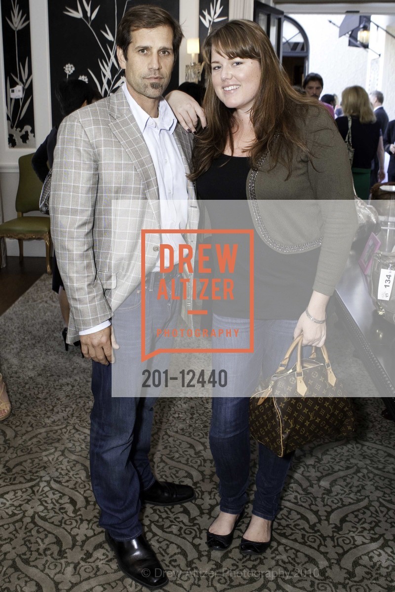 Eddie Sassin, Katie Patterson, This Old Bag: The Power of the Purse 2010 - Preview Party, US, August 17th, 2010, Photo #201-12440 Eddie Sassin, Katie Patterson, Photo #201-12440
