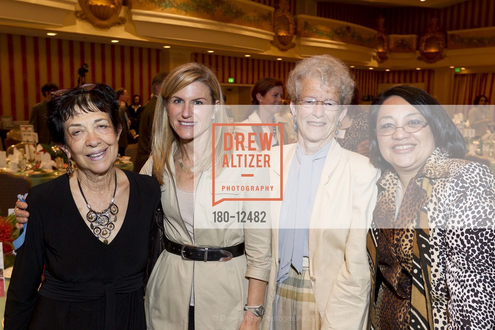 Marian Chatfield-Taylor, Lisbeth Sunshine, Nan McGuire, SAN FRANCISCO SCHOOL ALLIANCE Benefit Luncheon, US, May 20th, 2010, Photo #180-12482 Marian Chatfield-Taylor, Lisbeth Sunshine, Nan McGuire, Photo #180-12482