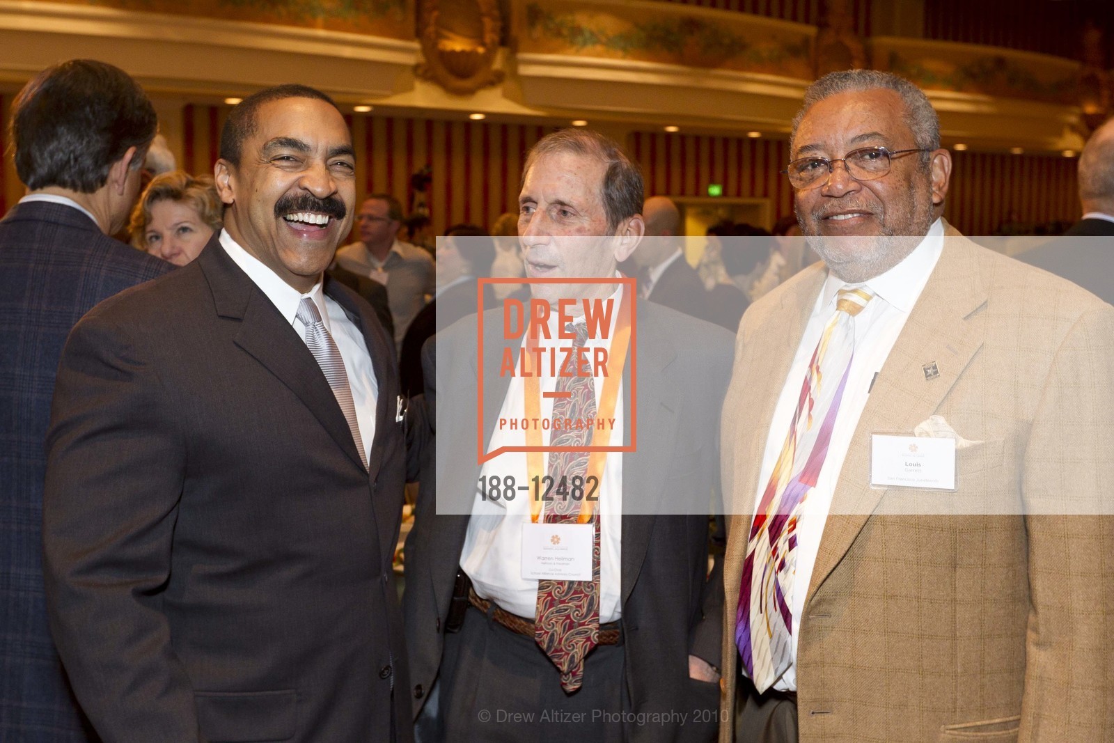 Montel Jennings, Warren Hellman, Louis Garrett, SAN FRANCISCO SCHOOL ALLIANCE Benefit Luncheon, US, May 20th, 2010, Photo #188-12482 Montel Jennings, Warren Hellman, Louis Garrett, Photo #188-12482