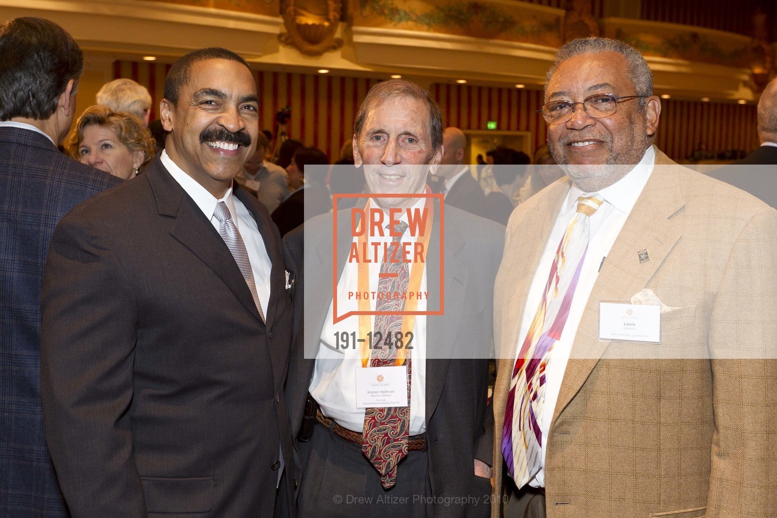 Montel Jennings, Warren Hellman, Louis Garrett, SAN FRANCISCO SCHOOL ALLIANCE Benefit Luncheon, US, May 20th, 2010, Photo #191-12482 Montel Jennings, Warren Hellman, Louis Garrett, Photo #191-12482