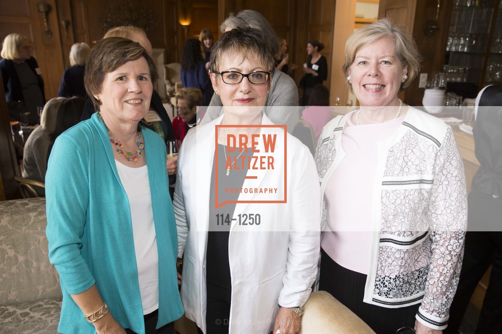 Melanie McComish Lynn, Diana Morris Wild, Burke's Alumnae Luncheon, Metropolitan Club. 640 Sutter Street, San Francisco, June 3rd, 2016, Photo #114-1250 Melanie McComish Lynn, Diana Morris Wild, Photo #114-1250