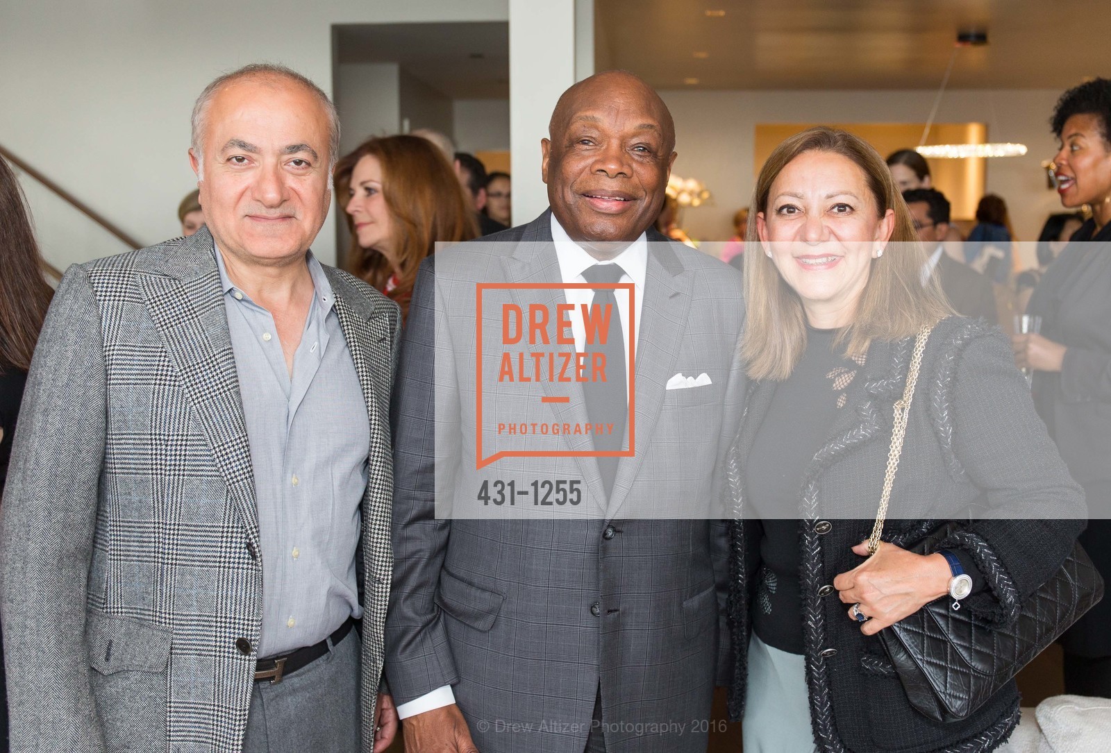 Edward Sarkiss, Willie Brown, Elizabeth Zareh, 43rd Annual Asian Neighborhood Design at the Makras Residence, Private Residence. Private Residence, June 7th, 2016, Photo #431-1255 Edward Sarkiss, Willie Brown, Elizabeth Zareh, Photo #431-1255