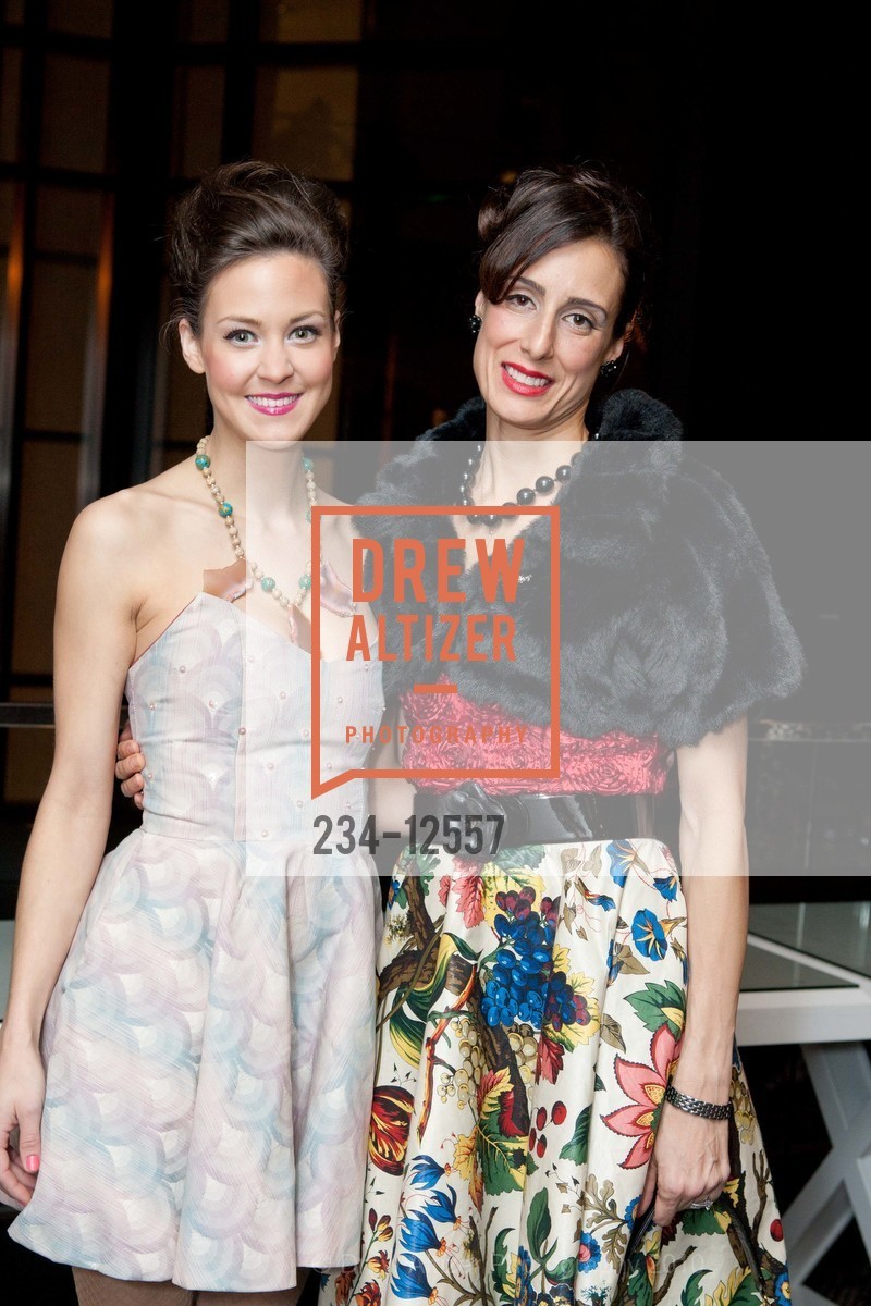 Danielle Pettee, Christine Bronstein, Photo #234-12557