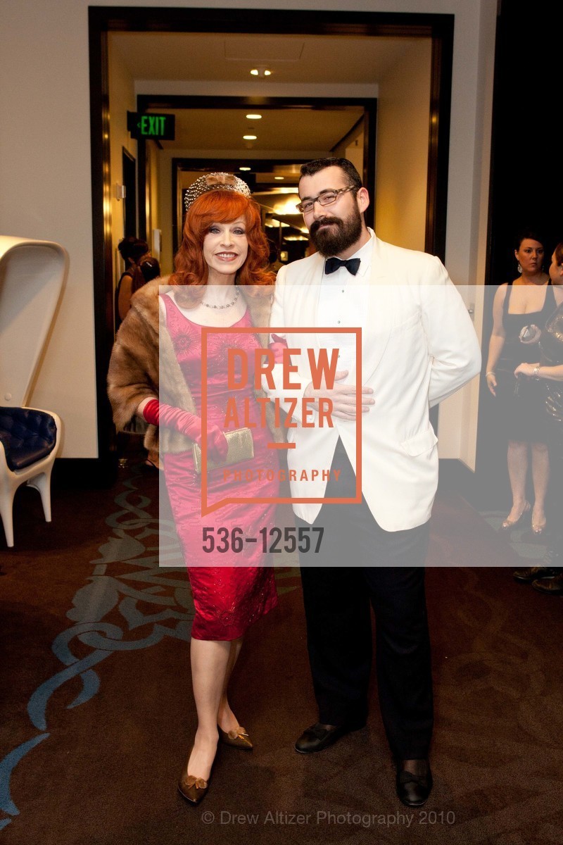 Cicely Ann Hansen, Jason Lyon, Global Green's 6th Annual Gorgeous & Green Gala 2010, Bently Reserve. 301 Battery Street, December 13th, 2010, Photo #536-12557 Cicely Ann Hansen, Jason Lyon, Photo #536-12557