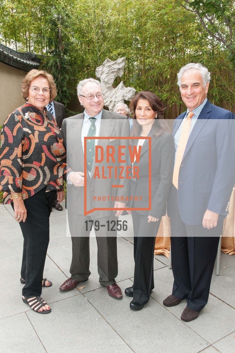 Connie McHugh, Stephen Suzman, Suzanne Lucas, Gary Lucas, The Asian Art Museum Honors Their Unsung Heroes, Asian Art Museum, The Peterson Room. 200 Larkin St, June 7th, 2016, Photo #179-1256 Connie McHugh, Stephen Suzman, Suzanne Lucas, Gary Lucas, Photo #179-1256