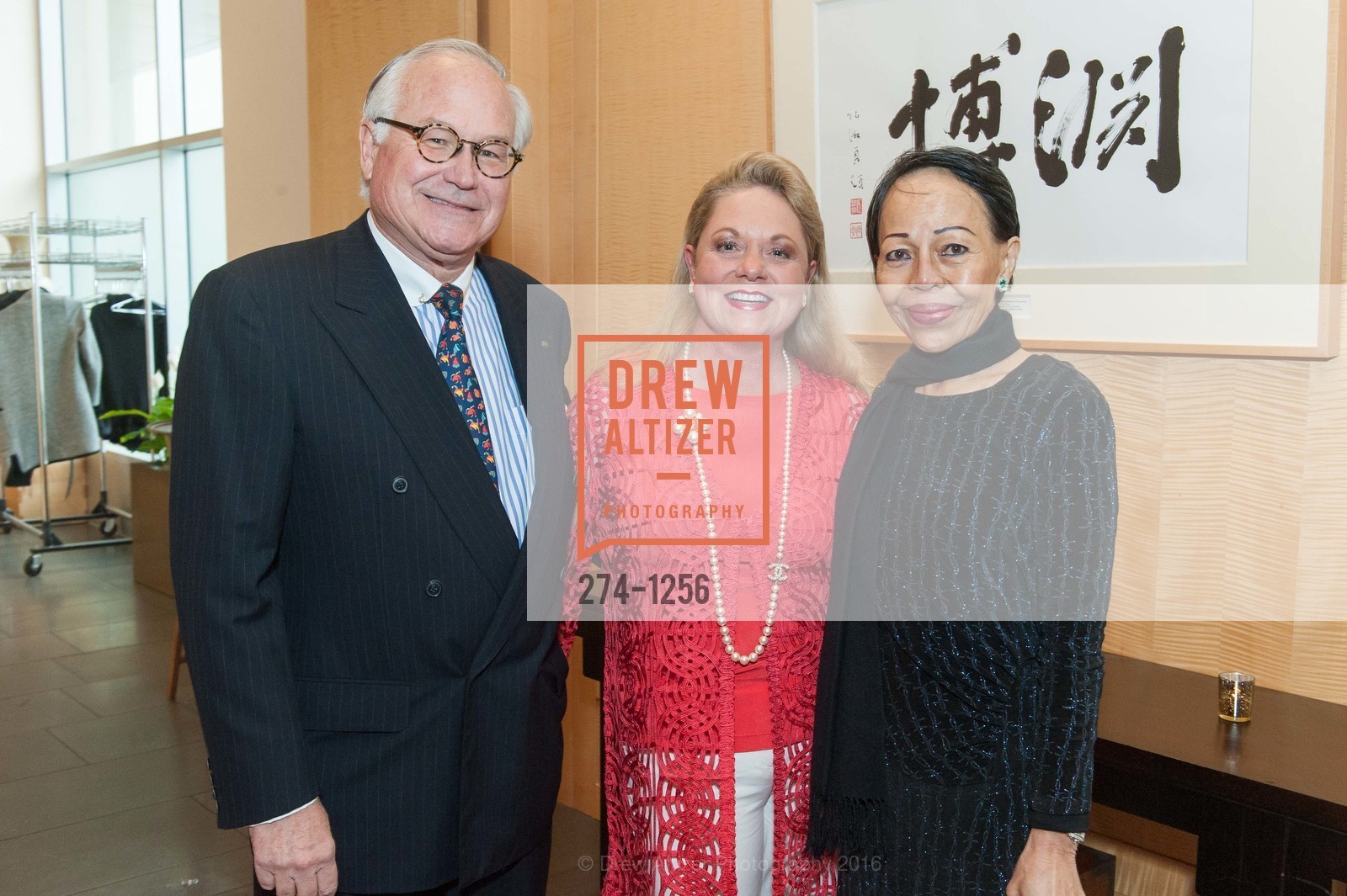 Jill Toth, Bryant Toth, Joan Vinson, The Asian Art Museum Honors Their Unsung Heroes, Asian Art Museum, The Peterson Room. 200 Larkin St, June 7th, 2016, Photo #274-1256 Jill Toth, Bryant Toth, Joan Vinson, Photo #274-1256