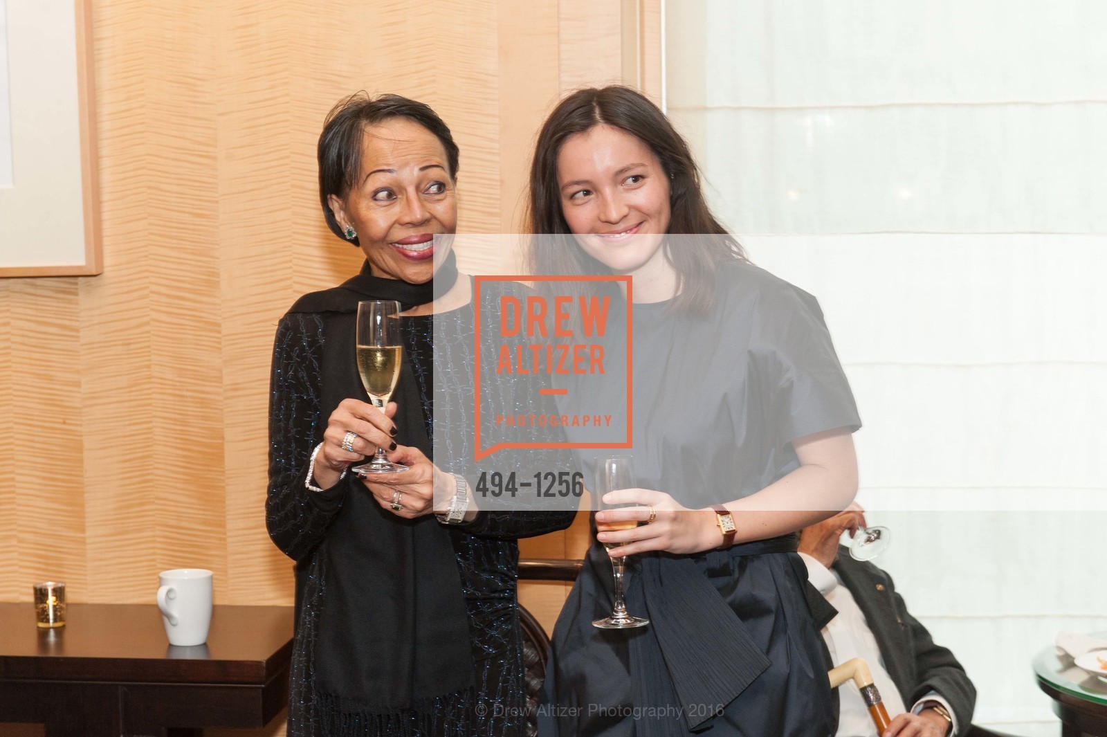 Joan Vinson, Claire Vinson, The Asian Art Museum Honors Their Unsung Heroes, Asian Art Museum, The Peterson Room. 200 Larkin St, June 7th, 2016, Photo #494-1256 Joan Vinson, Claire Vinson, Photo #494-1256