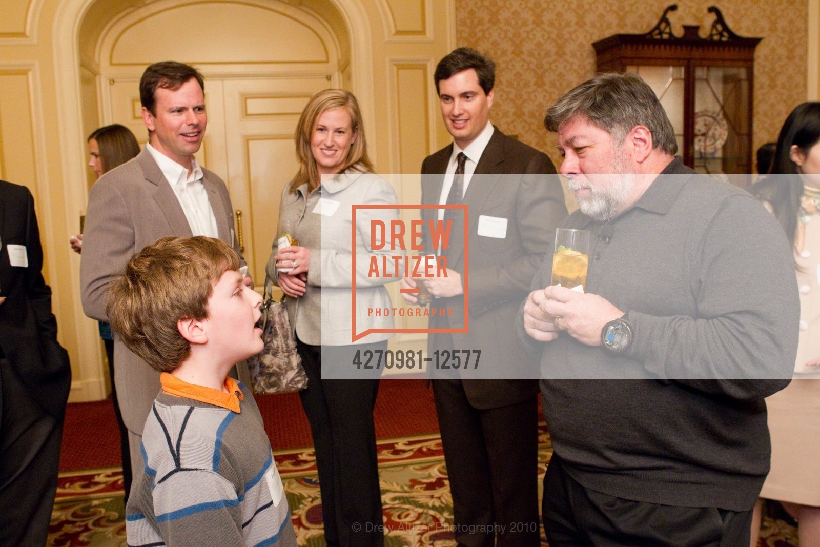 Benjamin Blum, Glenn Leach, Ann Iannuccillo, John Iannuccillo, Steve Wozniak, Bay Area Discovery Museum, US, February 2nd, 2010, Photo #4270981-12577 Benjamin Blum, Glenn Leach, Ann Iannuccillo, John Iannuccillo, Steve Wozniak, Photo #4270981-12577
