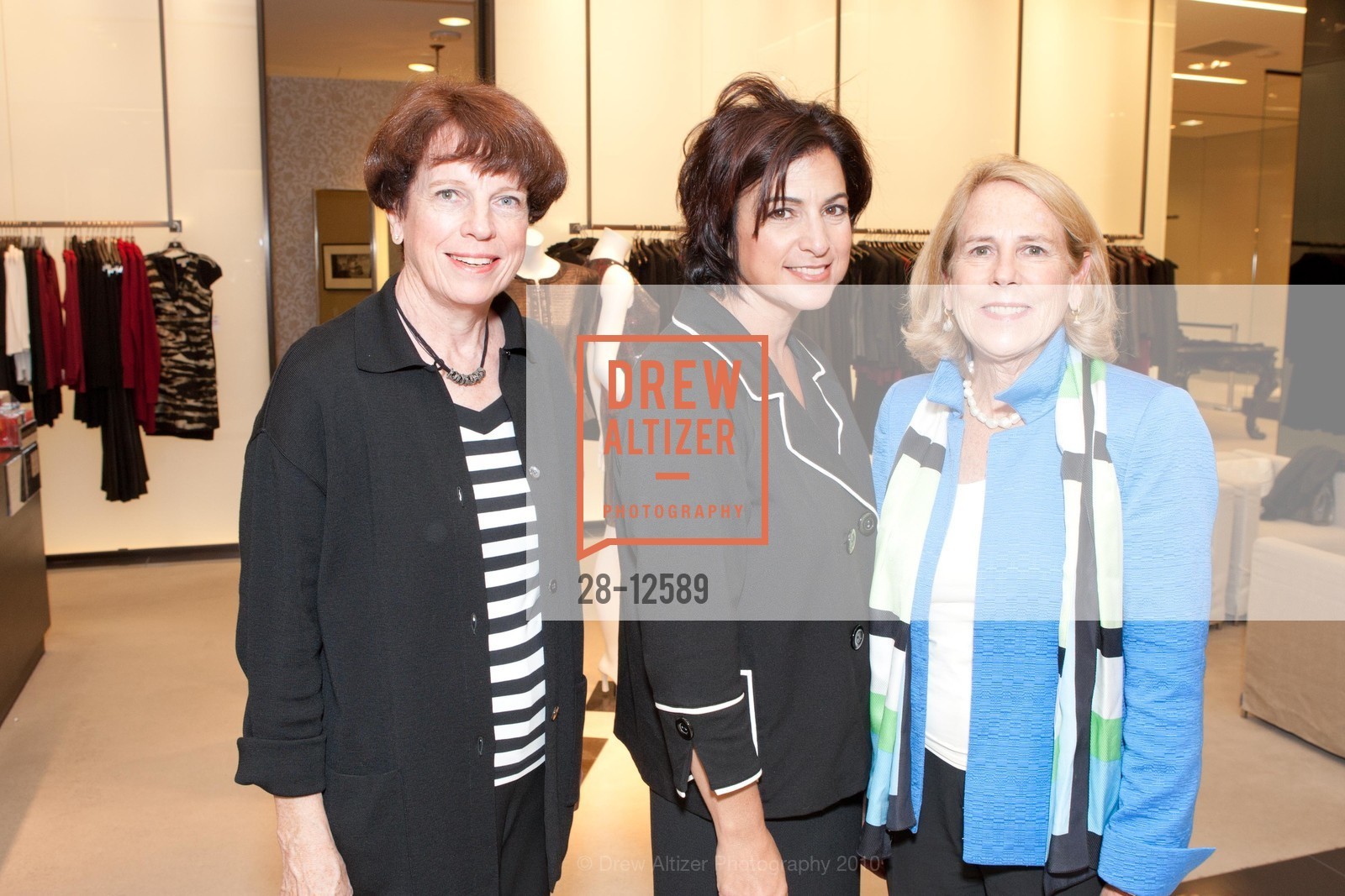 Wendy Braund, Kirsty Tcherkoyan, Betsy Coover, Edgewood Hope Ball Private PreParty, US, October 7th, 2010, Photo #28-12589 Wendy Braund, Kirsty Tcherkoyan, Betsy Coover, Photo #28-12589