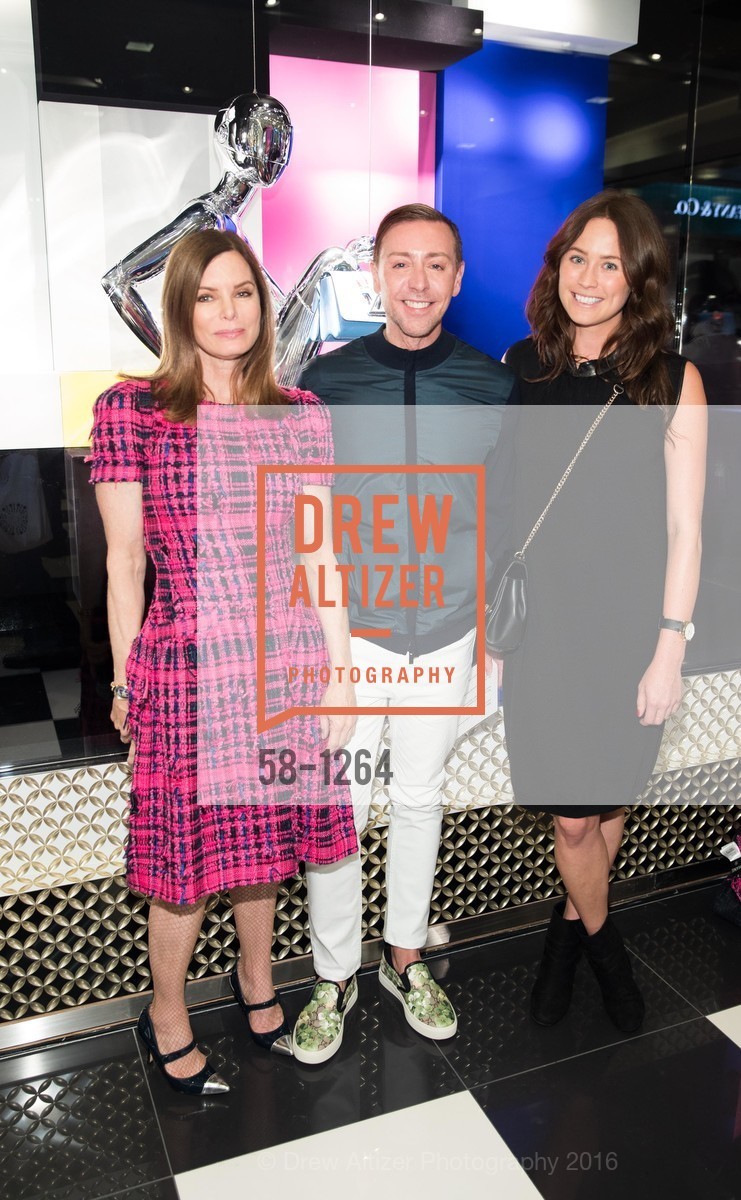 Suzy Kellems Dominik, Ari Seth Cohen, Lindsay van Campfort, ADVANCED STYLE: OLDER & WISER Book Signing At Bloomingdales, Bloomingdale's, First Floor, June 11th, 2016, Photo #58-1264 Suzy Kellems Dominik, Ari Seth Cohen, Lindsay van Campfort, Photo #58-1264