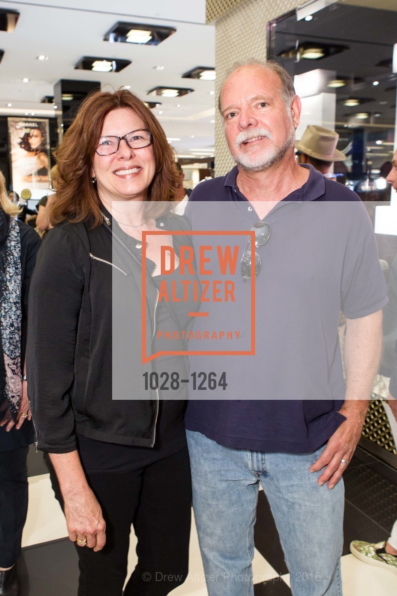 Denise LaVenter, Robert Siegel, ADVANCED STYLE: OLDER & WISER Book Signing At Bloomingdales, Bloomingdale's, First Floor, June 11th, 2016, Photo #1028-1264 Denise LaVenter, Robert Siegel, Photo #1028-1264