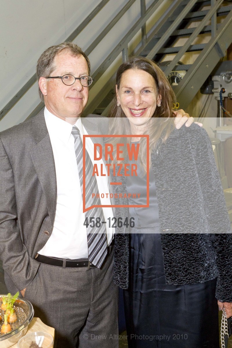 Timothy Ferris, Carolyn Ferris, Exploratorium 33rd Annual Award Dinner, US, May 21st, 2010, Photo #458-12646 Timothy Ferris, Carolyn Ferris, Photo #458-12646