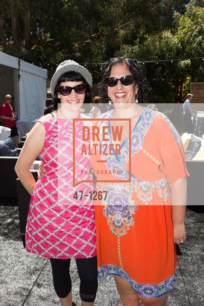 Kate Polacci, Lisa Polacci, Stern Grove Festival's Big Picnic, June 19th, 2016, Photo #47-1267 Kate Polacci, Lisa Polacci, Photo #47-1267