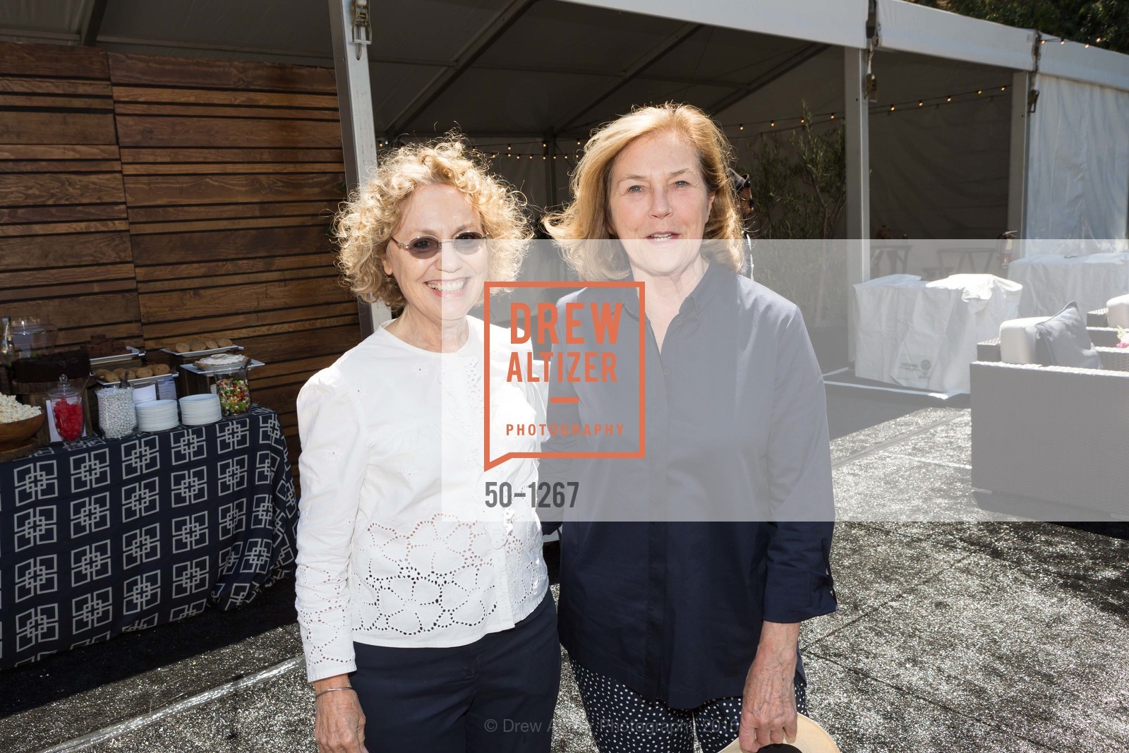 Merle Friedenberg, Gretchen Berggruen, Stern Grove Festival's Big Picnic, June 19th, 2016, Photo #50-1267 Merle Friedenberg, Gretchen Berggruen, Photo #50-1267