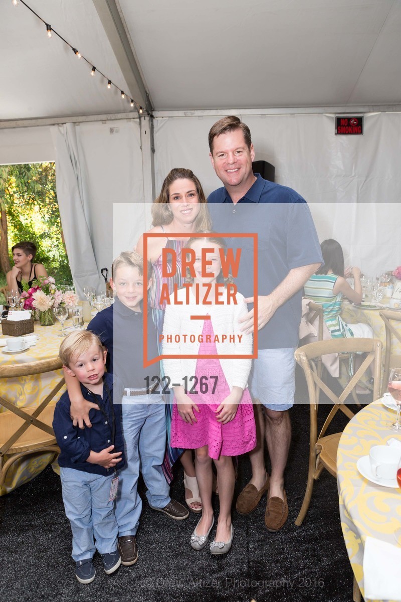 Kane Farrell, Jack Farrell, Madison Farrell, Liz Farrell, Mark Farrell, Stern Grove Festival's Big Picnic, June 19th, 2016, Photo #122-1267 Kane Farrell, Jack Farrell, Madison Farrell, Liz Farrell, Mark Farrell, Photo #122-1267