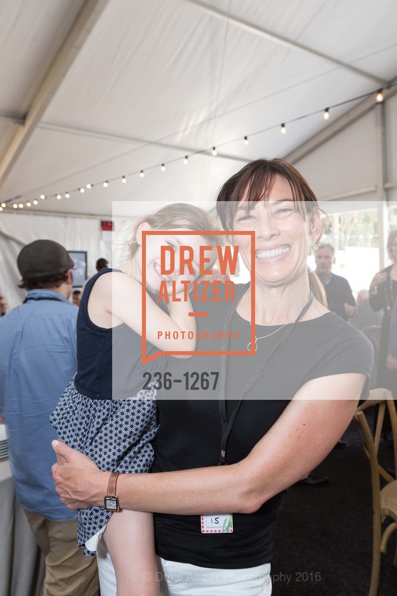 Zoey Schweifer, Ananda Baron, Stern Grove Festival's Big Picnic, June 19th, 2016, Photo #236-1267 Zoey Schweifer, Ananda Baron, Photo #236-1267