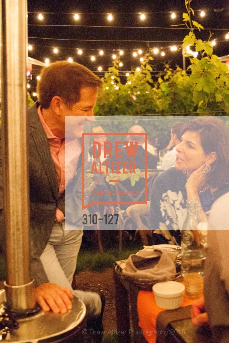 Trent Norris, Sarah Lucas, An Evening in the Vineyard hosted by JACK CALHOUN & TRENT NORRIS, Jack Calhoun & Trent Norris Vineyard. 3393 Dry Creek Road, Healdsburg CA 95448, May 22nd, 2015,Drew Altizer, Drew Altizer Photography, full-service agency, private events, San Francisco photographer, photographer california