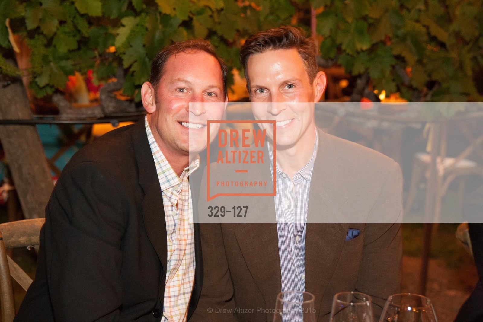 Stephen Resnick, Douglas Crowder, Gucci & Vogue Dinner, Jack Calhoun & Trent Norris Vineyard. 3393 Dry Creek Road, Healdsburg CA 95448, May 22nd, 2015, Photo #329-127 Stephen Resnick, Douglas Crowder, Photo #329-127