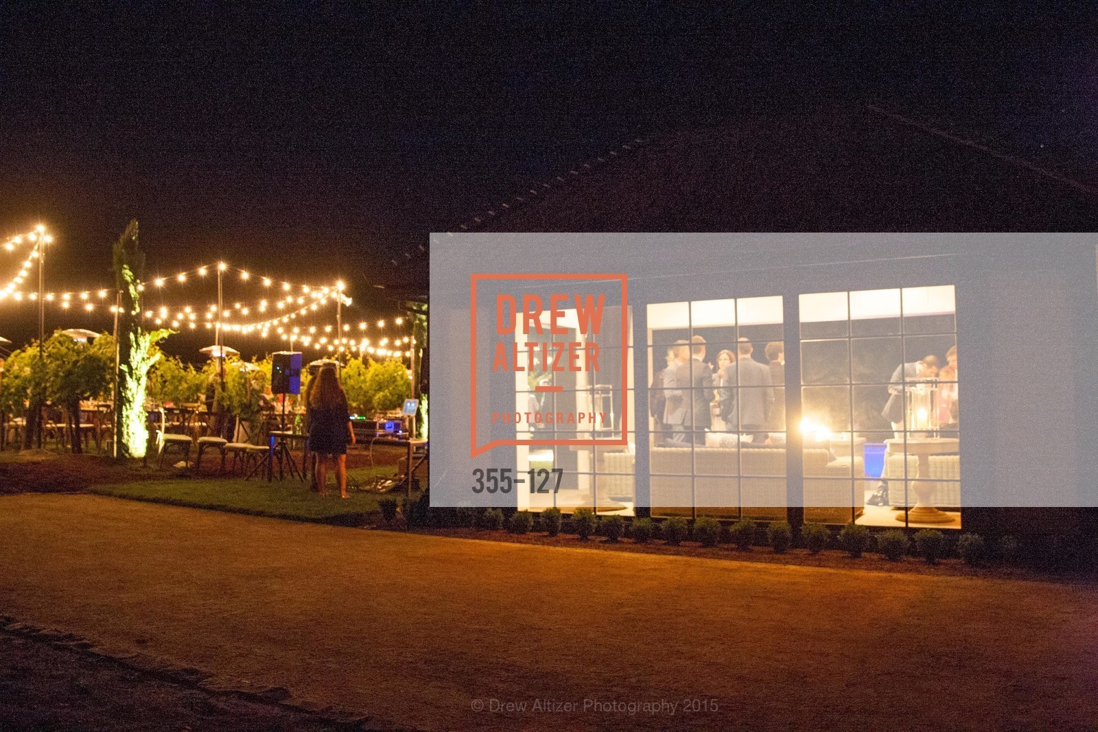 Atmosphere, An Evening in the Vineyard hosted by JACK CALHOUN & TRENT NORRIS, Jack Calhoun & Trent Norris Vineyard. 3393 Dry Creek Road, Healdsburg CA 95448, May 22nd, 2015,Drew Altizer, Drew Altizer Photography, full-service agency, private events, San Francisco photographer, photographer california