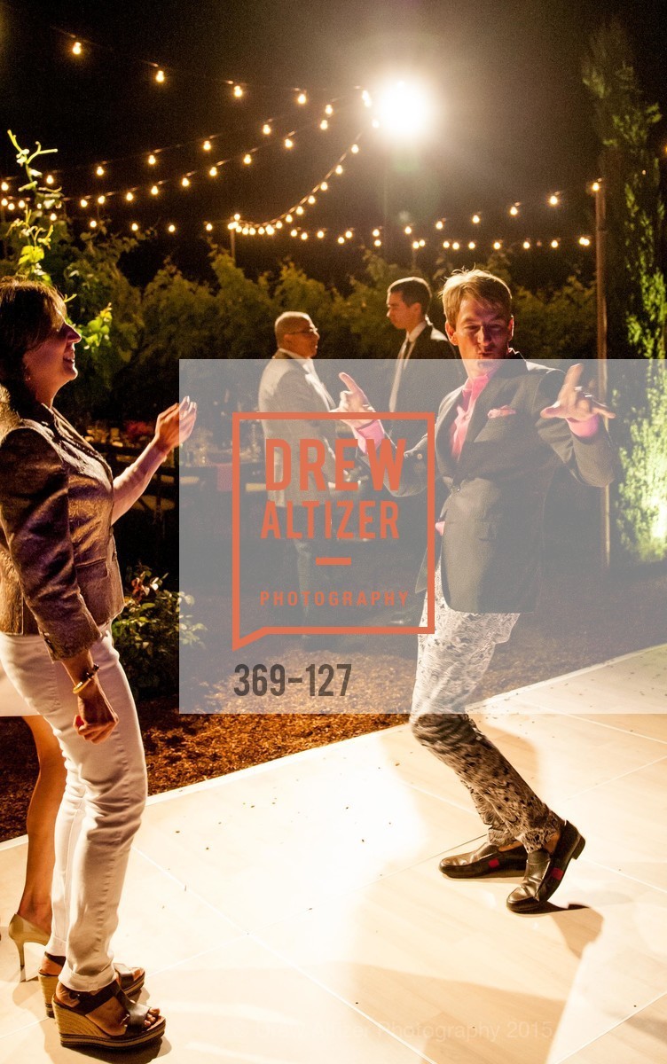 Dance Floor, An Evening in the Vineyard hosted by JACK CALHOUN & TRENT NORRIS, Jack Calhoun & Trent Norris Vineyard. 3393 Dry Creek Road, Healdsburg CA 95448, May 22nd, 2015,Drew Altizer, Drew Altizer Photography, full-service event agency, private events, San Francisco photographer, photographer California
