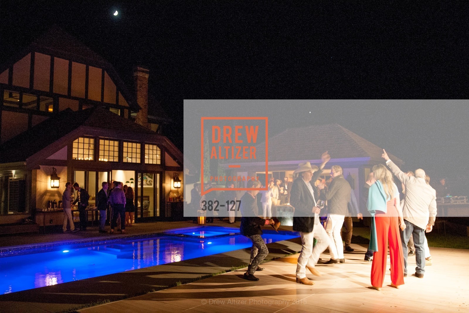 Atmosphere, An Evening in the Vineyard hosted by JACK CALHOUN & TRENT NORRIS, Jack Calhoun & Trent Norris Vineyard. 3393 Dry Creek Road, Healdsburg CA 95448, May 22nd, 2015,Drew Altizer, Drew Altizer Photography, full-service agency, private events, San Francisco photographer, photographer california
